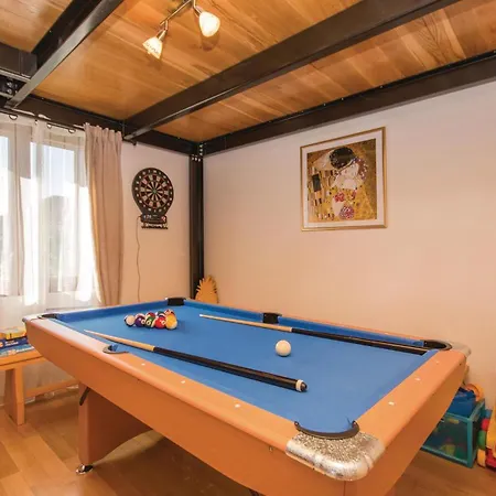 Awesome In With Sauna Casa vacanze