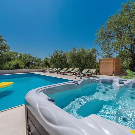 Awesome In With Sauna Casa vacanze *